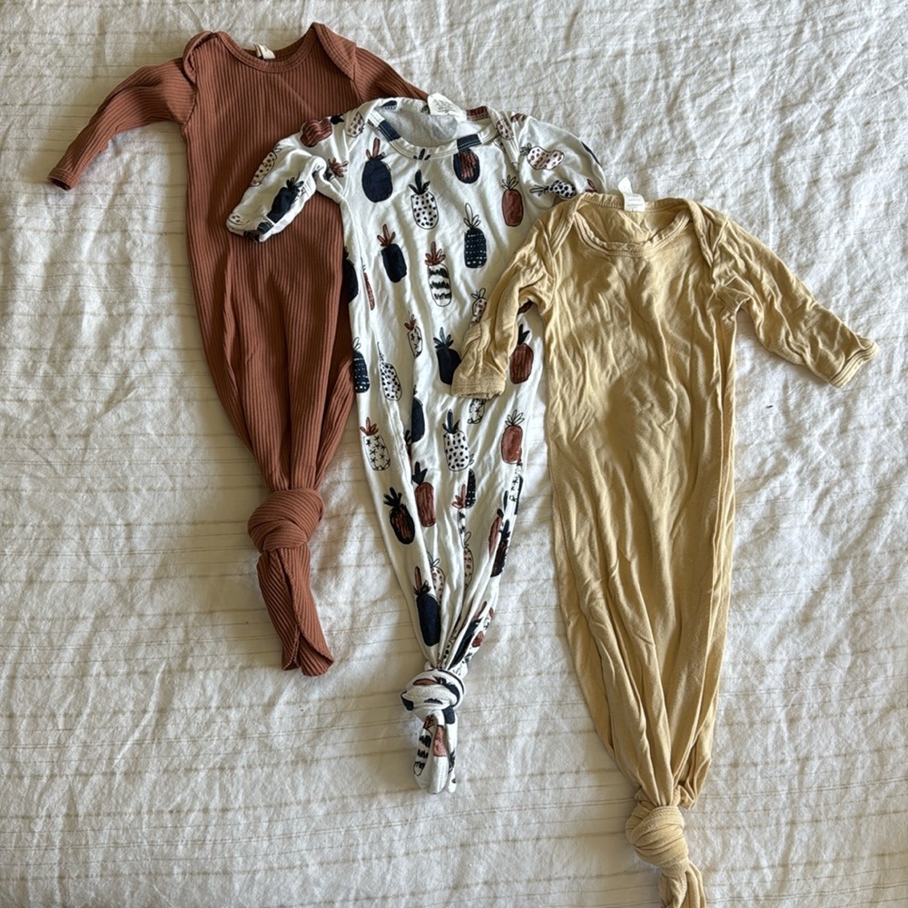 Baby Knotted Gowns